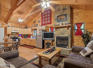 951 Emilyville Way, Cosby, TN 37722