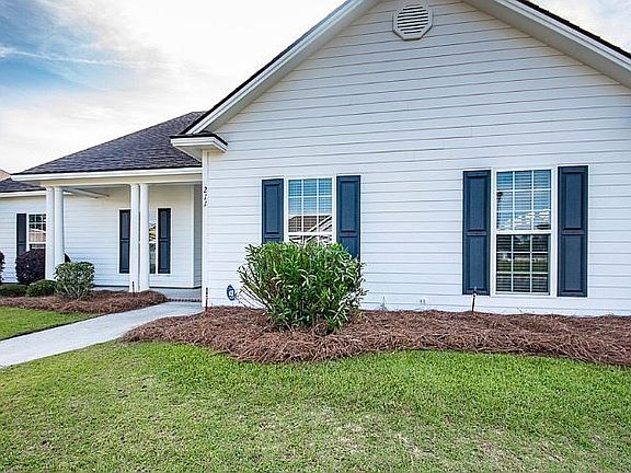 3rd image of 211 Thrasher Way