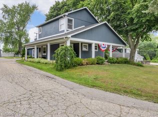8230 Vandell St, Commerce Township, MI 48382