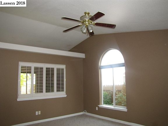 3rd image of 735 Monte Vista Way