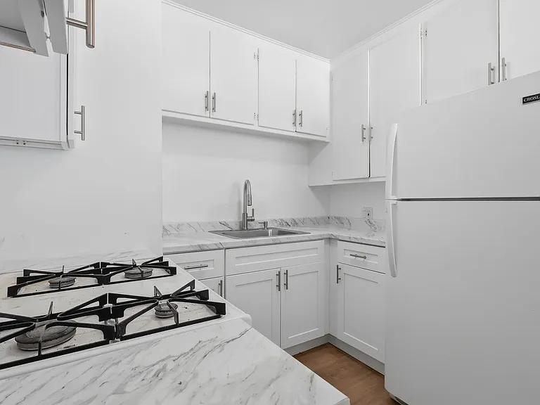 12805 Vanowen St — Photo 12