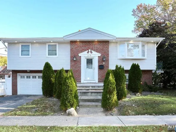 319 Thompson Ave, Englewood, NJ 07631