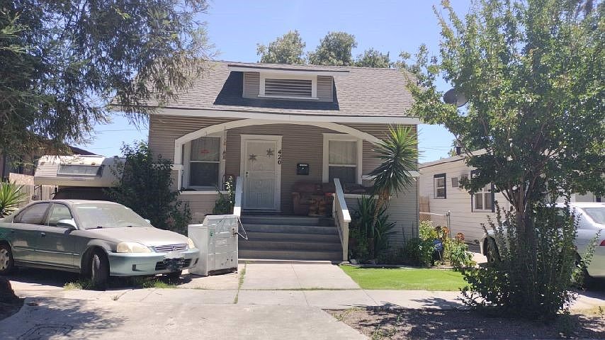 1st image of 420 E Monterey Ave