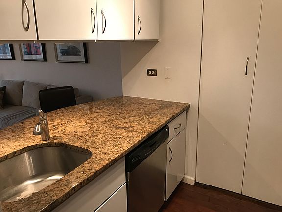 5th image of 145 E 48th St APT 18G