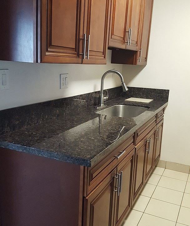 1st image of 537 S East St APT 9