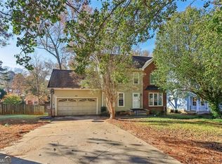 213 Fairbrook Ln, Stockbridge, GA 30281