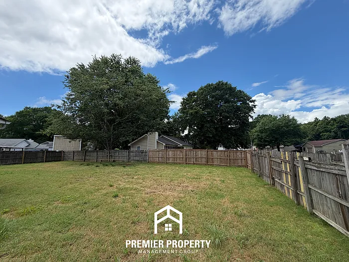 7038 Cherry Blossom Dr — Photo 20