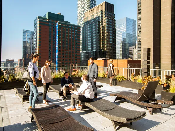 150 West 51st Street image 13 of 13