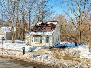 1022 Ellery Ave, Jackson, MI 49202