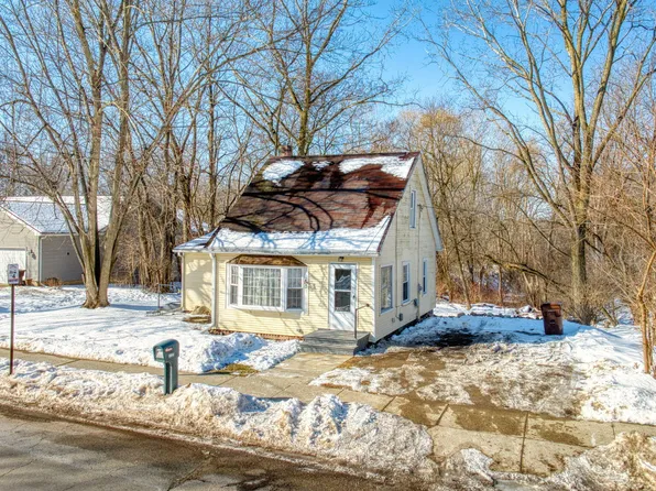 1022 Ellery Ave, Jackson, MI 49202