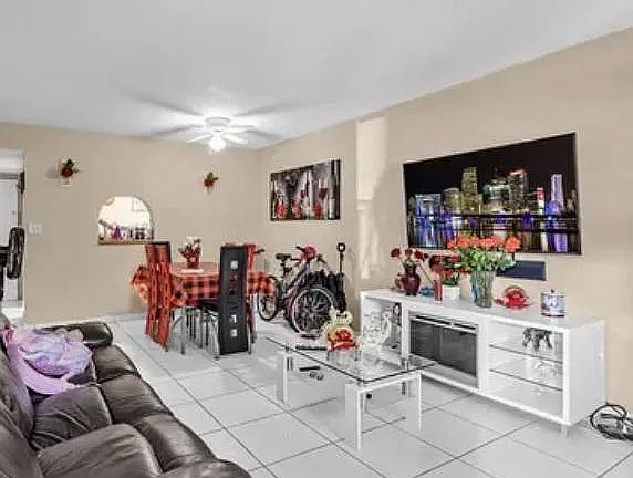 4th image of 5775 W 20th Ave APT 305