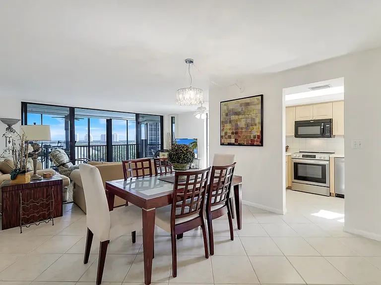 26171 Hickory Blvd #8B — Photo 9