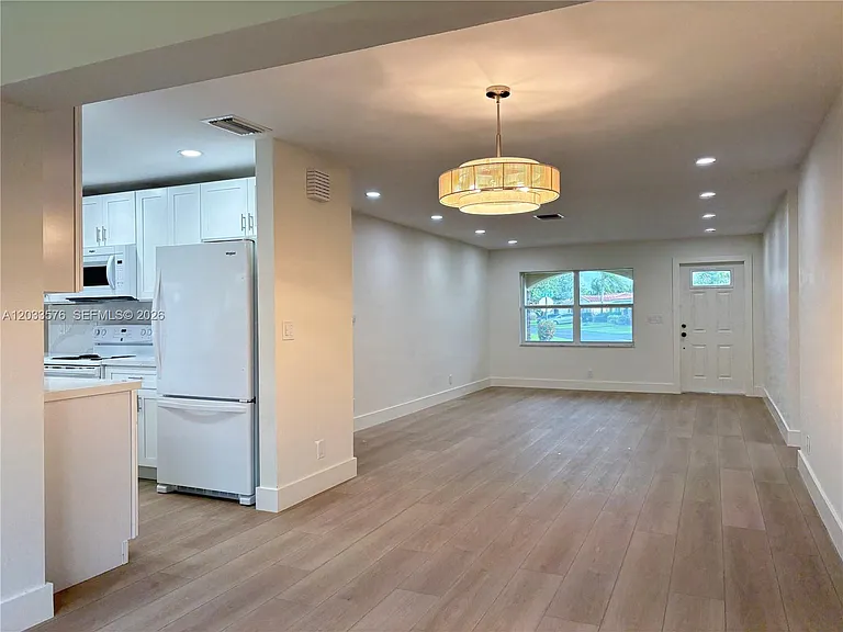 1221 NW 44th St — Photo 14