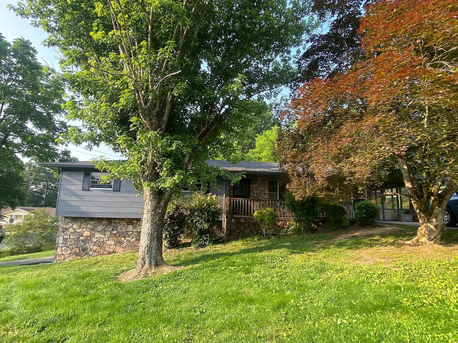 3 bed, 1650 sqft, $1,950 — Photo 2