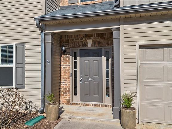 4th image of 866 Wild Orchard Ln