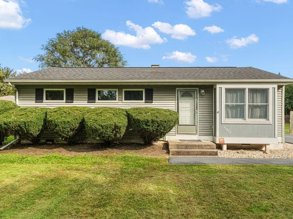 6679 Pennsylvania St, Merrillville, IN 46410