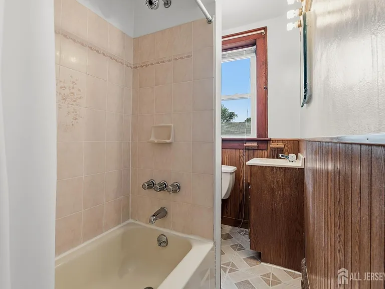 511 Garden Ave #2 — Photo 10
