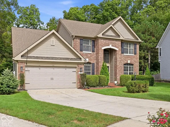 10420 Fox Creek Ln, Fishers, IN 46037