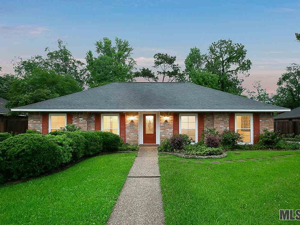 1st image of 12443 Parkrill Ave