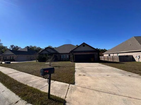 10577 Chapelwood Dr, Gulfport, MS 39503