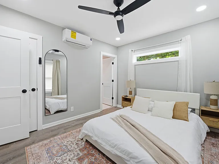 1114 Oakland Dr SW #B — Photo 15