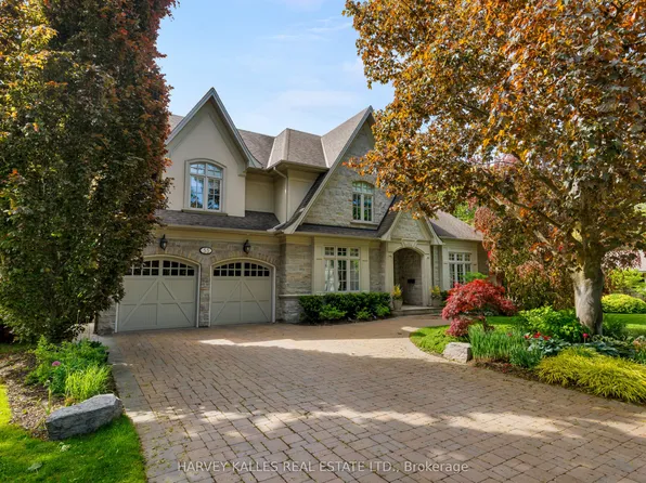 55 Twyford Rd, Toronto, ON M9A 1W5