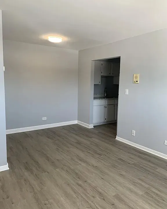 390 Executive Dr #205