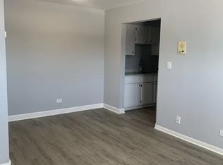 390 Executive Dr #205, Carol Stream, IL 60188