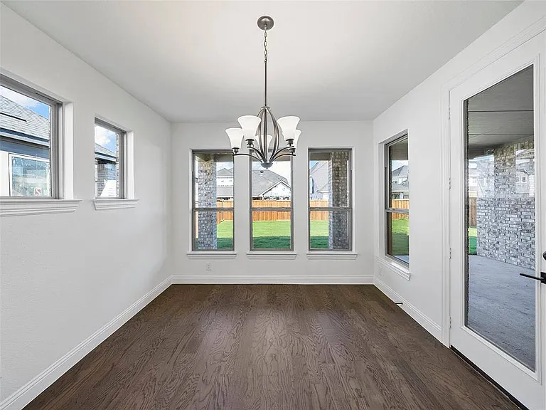 4280 Mill Pond Dr — Photo 16