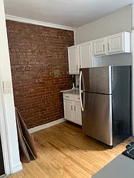 Rented by CITY SKYLINE REALTY INC