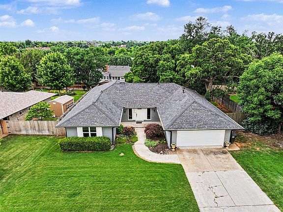 5th image of 1316 Mockingbird Ln