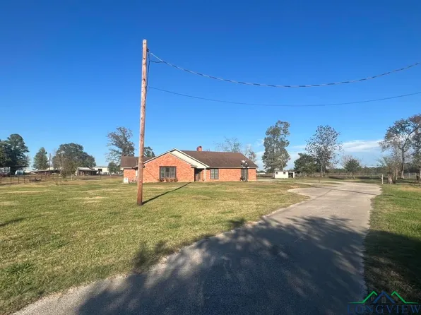 193 County Road 480, Carthage, TX 75633