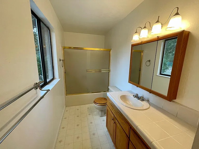 17519 Alexandra Way — Photo 15