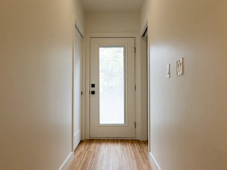 3712 Richmond St — Photo 25