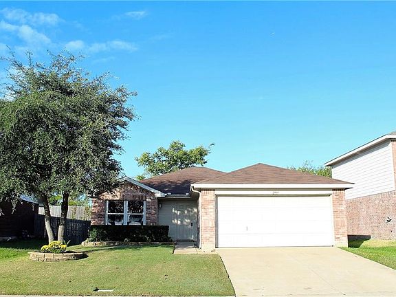 2nd image of 2905 Kimbrough Ln