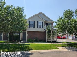 13284 Canopy Dr, Sterling Heights, MI