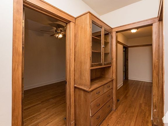 5th image of 3546 N Bosworth Ave #1