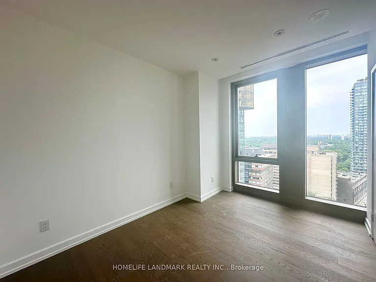 50 Scollard St #1701 — Photo 19