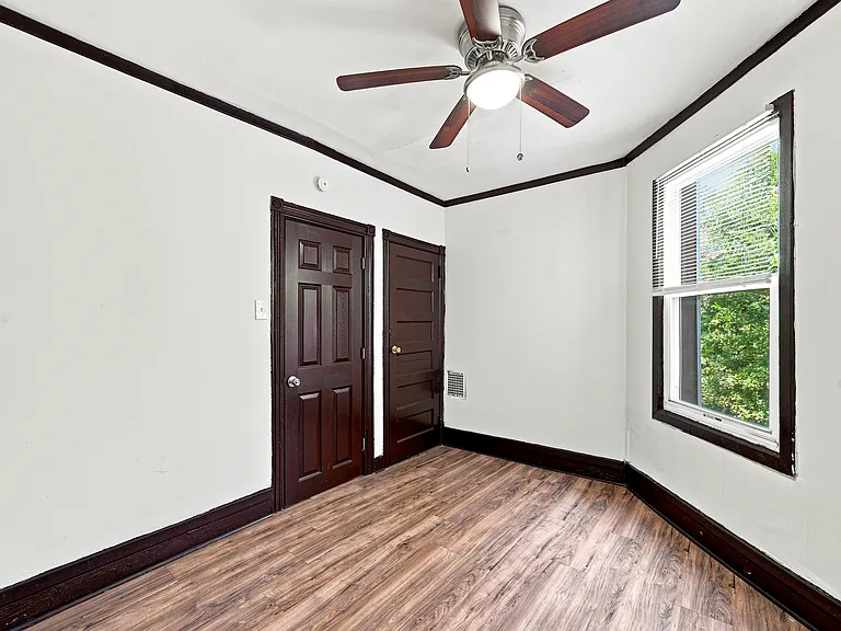 5459 Race St — Photo 9