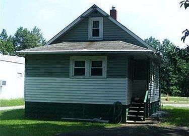4th image of 3744 Pearl Ave