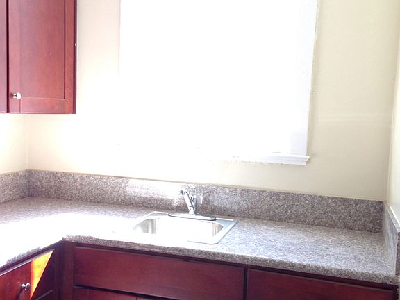 2nd image of 4901 N Figueroa St APT 102