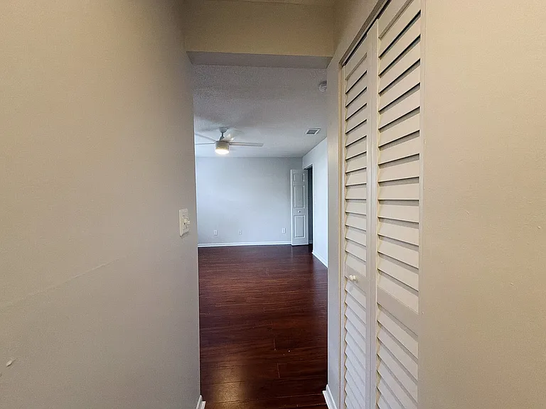 208 S Habana Ave #208B — Photo 23