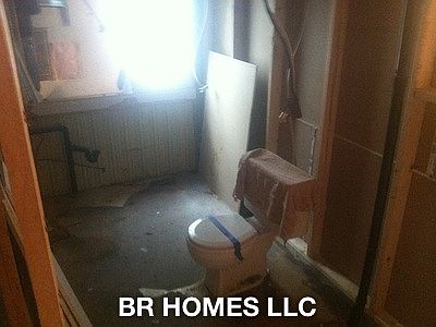 3rd image of 300 3rd Ave NW Trlr 11