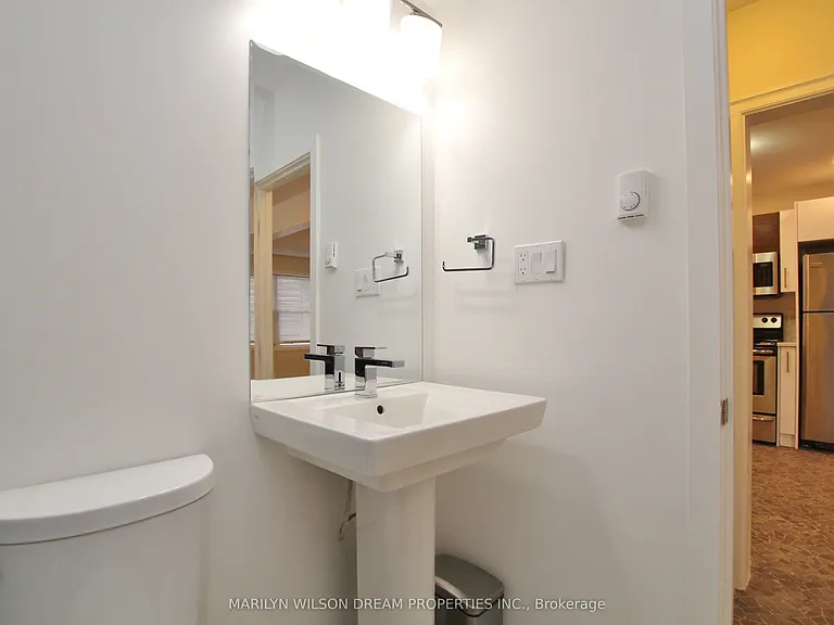 35 Donald St #3 — Photo 24