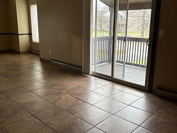 4th image of 7473 Huntington Dr APT 6