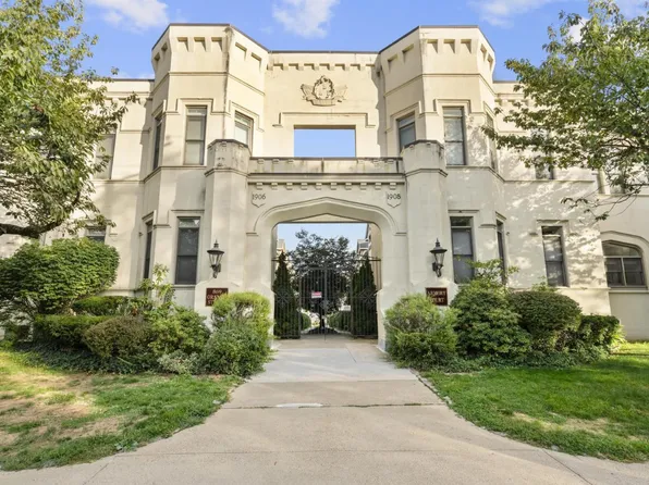 869 Orange St APT 7W, New Haven, CT 06511