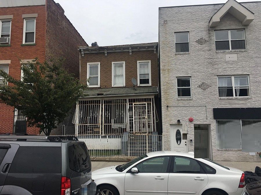 1st image of 997 Rogers Ave
