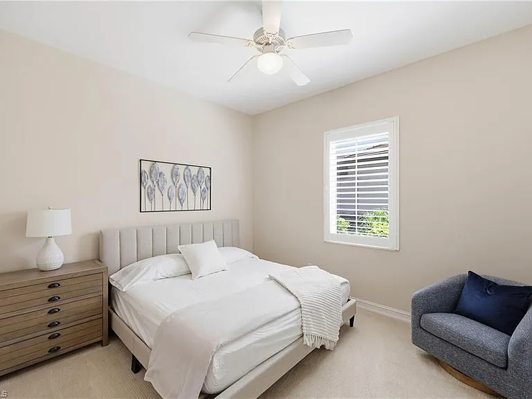 8950 Shenendoah Cir — Photo 35