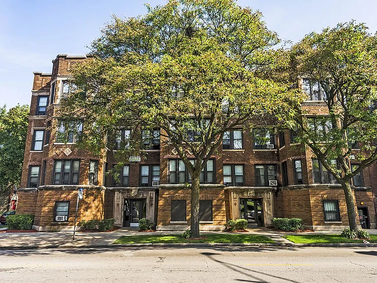 5047 S St Lawrence — Photo 11
