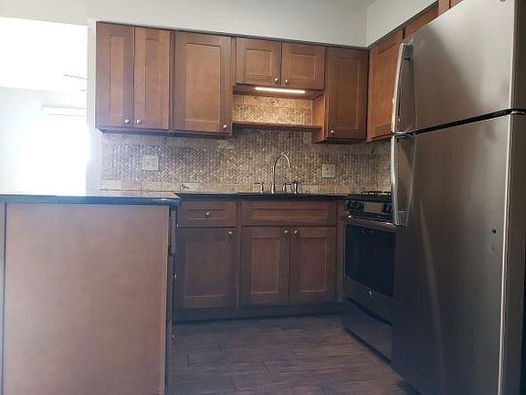 3rd image of 9220 S Kilbourn Ave #1N